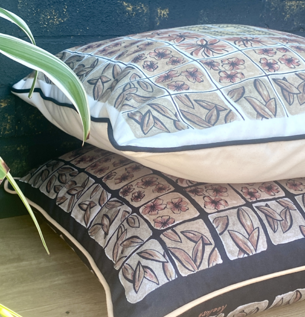 'Medieval Tiles’ Ivory Cushion Cover - Image 2